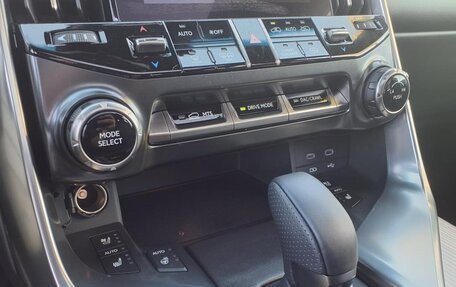 Lexus LX, 2025 год, 23 959 032 рублей, 15 фотография