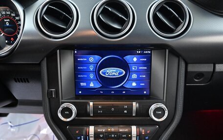 Ford Mustang VI рестайлинг, 2020 год, 2 395 000 рублей, 13 фотография