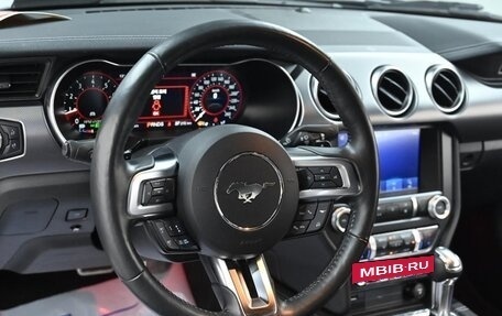 Ford Mustang VI рестайлинг, 2020 год, 2 395 000 рублей, 12 фотография