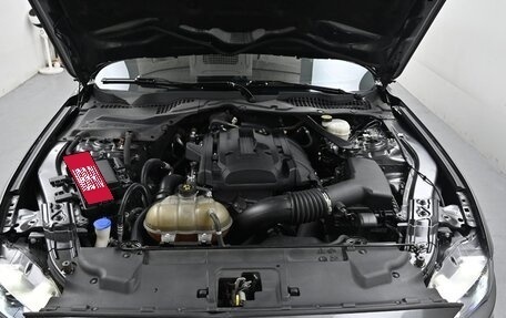 Ford Mustang VI рестайлинг, 2020 год, 2 395 000 рублей, 5 фотография