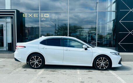 Toyota Camry, 2019 год, 2 860 000 рублей, 4 фотография