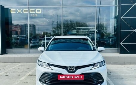 Toyota Camry, 2019 год, 2 860 000 рублей, 2 фотография