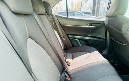 Toyota Camry, 2019 год, 2 860 000 рублей, 11 фотография