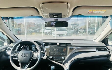Toyota Camry, 2019 год, 2 860 000 рублей, 9 фотография
