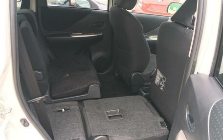 Toyota Ractis I, 2010 год, 1 000 000 рублей, 8 фотография