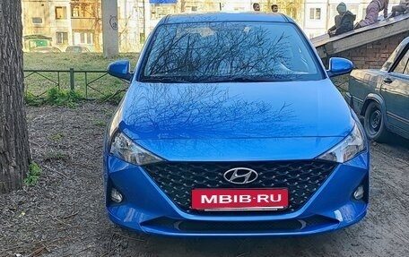 Hyundai Solaris II рестайлинг, 2020 год, 1 800 000 рублей, 6 фотография