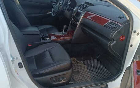 Toyota Camry, 2013 год, 1 700 000 рублей, 6 фотография
