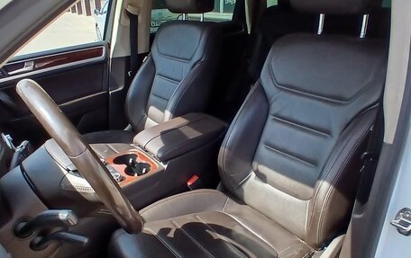 Volkswagen Touareg III, 2013 год, 2 290 000 рублей, 13 фотография