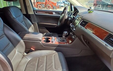 Volkswagen Touareg III, 2013 год, 2 290 000 рублей, 21 фотография