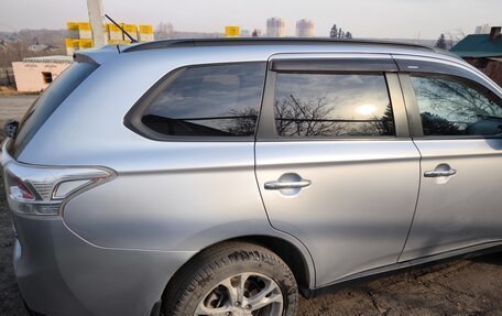 Mitsubishi Outlander III рестайлинг 3, 2012 год, 1 600 000 рублей, 8 фотография