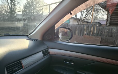 Mitsubishi Outlander III рестайлинг 3, 2012 год, 1 600 000 рублей, 28 фотография