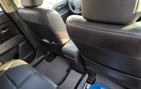 Mitsubishi Outlander III рестайлинг 3, 2012 год, 1 600 000 рублей, 25 фотография