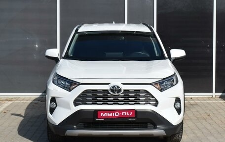 Toyota RAV4, 2020 год, 3 500 000 рублей, 3 фотография