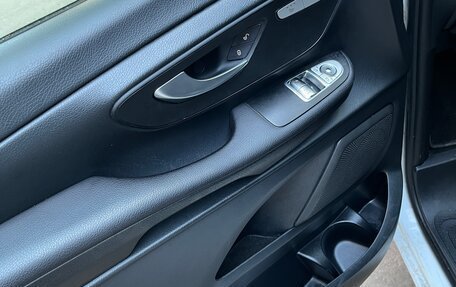 Mercedes-Benz V-Класс, 2019 год, 5 200 000 рублей, 11 фотография