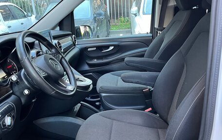 Mercedes-Benz V-Класс, 2019 год, 5 200 000 рублей, 10 фотография