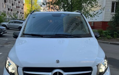 Mercedes-Benz V-Класс, 2019 год, 5 200 000 рублей, 22 фотография