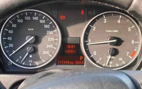 BMW 3 серия, 2011 год, 1 290 000 рублей, 16 фотография