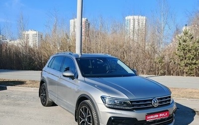 Volkswagen Tiguan II, 2019 год, 3 900 000 рублей, 1 фотография