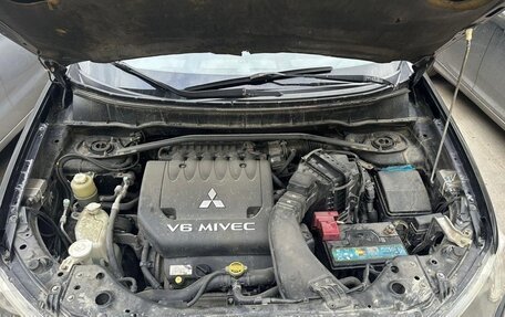 Mitsubishi Outlander III рестайлинг 3, 2007 год, 1 450 000 рублей, 3 фотография