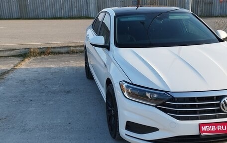 Volkswagen Jetta VII, 2019 год, 1 900 000 рублей, 2 фотография