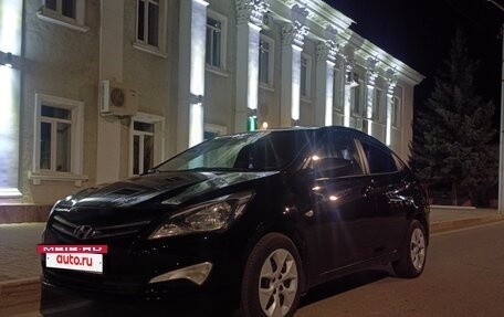 Hyundai Solaris II рестайлинг, 2015 год, 630 000 рублей, 6 фотография