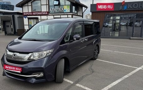 Honda Stepwgn IV, 2016 год, 2 040 000 рублей, 2 фотография