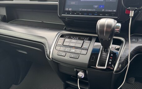 Honda Stepwgn IV, 2016 год, 2 040 000 рублей, 16 фотография