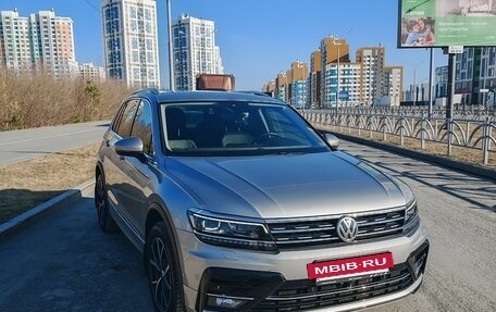 Volkswagen Tiguan II, 2019 год, 3 900 000 рублей, 4 фотография