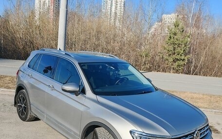 Volkswagen Tiguan II, 2019 год, 3 900 000 рублей, 3 фотография
