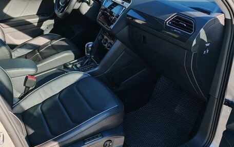Volkswagen Tiguan II, 2019 год, 3 900 000 рублей, 10 фотография