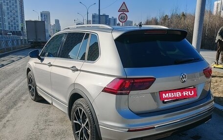 Volkswagen Tiguan II, 2019 год, 3 900 000 рублей, 7 фотография
