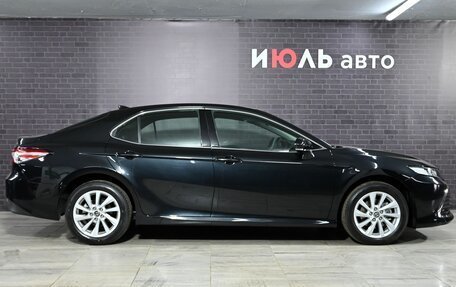 Toyota Camry, 2023 год, 3 646 000 рублей, 9 фотография