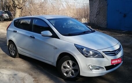 Hyundai Solaris II рестайлинг, 2015 год, 799 000 рублей, 2 фотография