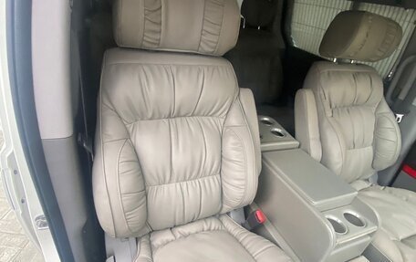 Hyundai Grand Starex Grand Starex I рестайлинг 2, 2011 год, 3 250 000 рублей, 14 фотография