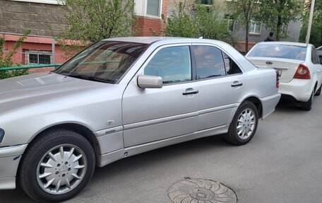 Mercedes-Benz C-Класс, 1999 год, 650 000 рублей, 4 фотография