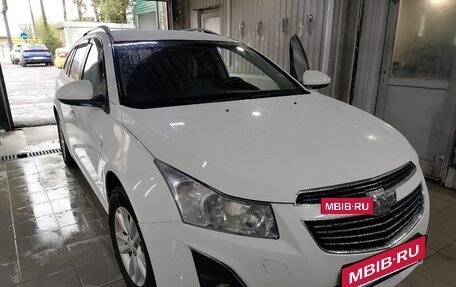 Chevrolet Cruze II, 2013 год, 800 000 рублей, 2 фотография