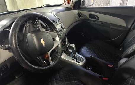 Chevrolet Cruze II, 2013 год, 800 000 рублей, 6 фотография