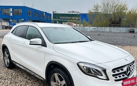 Mercedes-Benz GLA, 2019 год, 3 000 000 рублей, 2 фотография