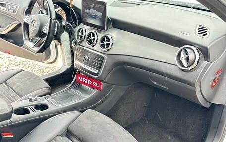 Mercedes-Benz GLA, 2019 год, 3 000 000 рублей, 10 фотография