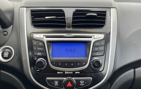 Hyundai Solaris II рестайлинг, 2011 год, 847 000 рублей, 12 фотография