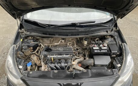 Hyundai Solaris II рестайлинг, 2011 год, 847 000 рублей, 24 фотография