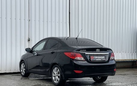 Hyundai Solaris II рестайлинг, 2011 год, 847 000 рублей, 34 фотография