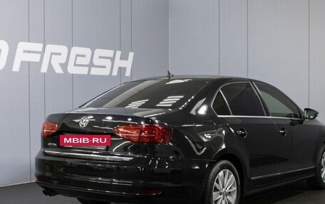 Volkswagen Jetta VI, 2016 год, 1 290 000 рублей, 2 фотография