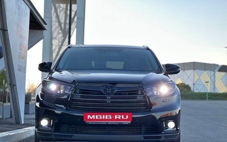 Toyota Highlander III, 2014 год, 3 200 000 рублей, 2 фотография