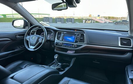 Toyota Highlander III, 2014 год, 3 200 000 рублей, 20 фотография