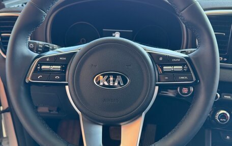 KIA Sportage IV рестайлинг, 2019 год, 2 400 000 рублей, 10 фотография