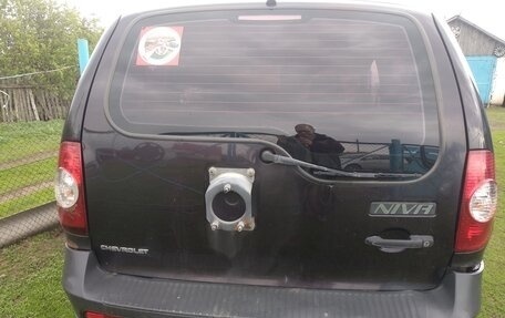 Chevrolet Niva I рестайлинг, 2013 год, 350 000 рублей, 2 фотография