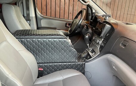 Hyundai Grand Starex Grand Starex I рестайлинг 2, 2012 год, 1 650 000 рублей, 6 фотография
