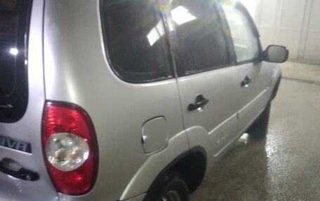 Chevrolet Niva I рестайлинг, 2010 год, 550 000 рублей, 5 фотография