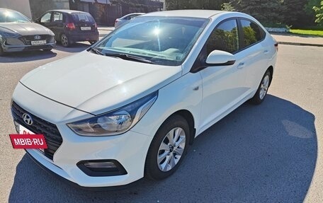 Hyundai Solaris II рестайлинг, 2017 год, 1 500 000 рублей, 3 фотография
